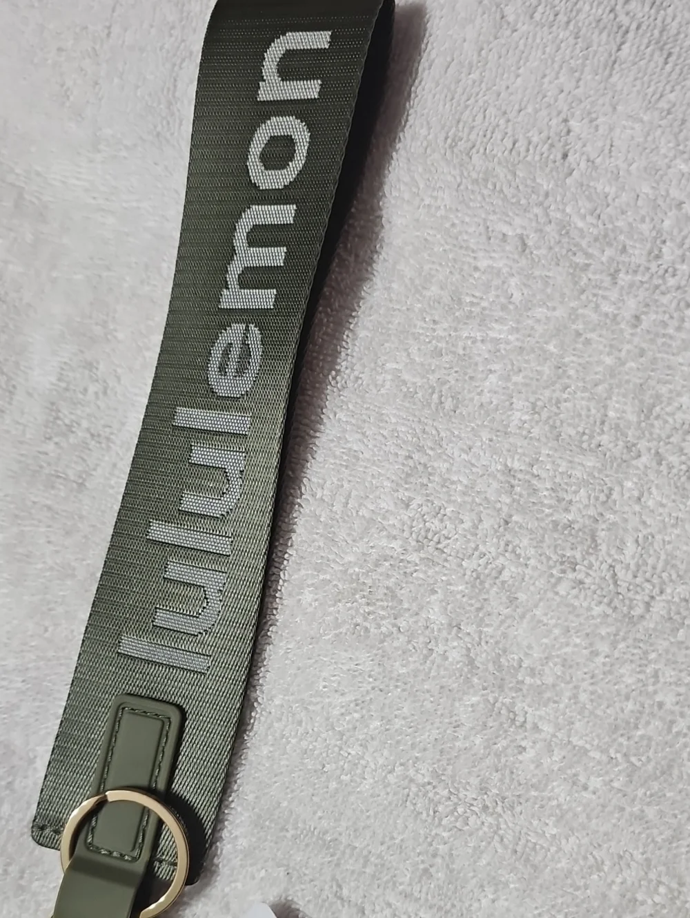 Lululemon Never Lost Keychain! Bayleaf And Light Ivory!! Nwts